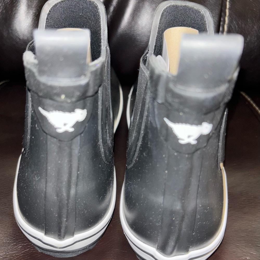 Rocket Dog Black Slip-On Rain Chelsea Boots - Picture 4 of 12